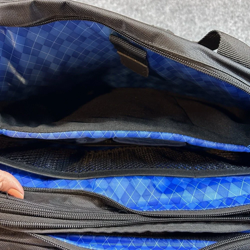 Garmin Executive Flight Carrying Bag BAG ONLY Black New W/ Blue Small T-shirt